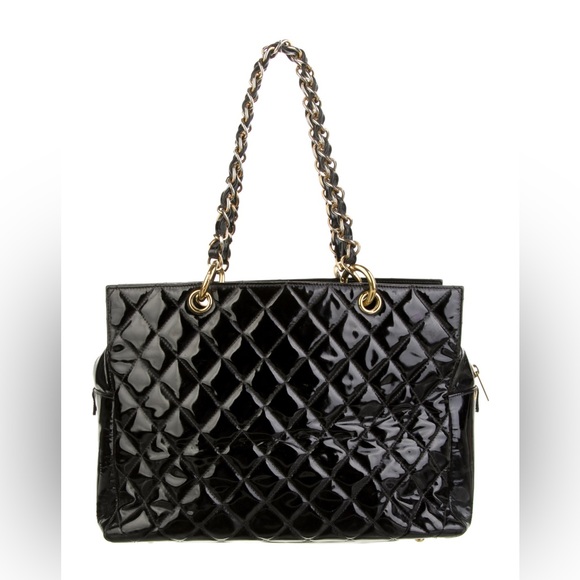 Vintage Chanel patent grand shopping tote - Picture 2 of 5